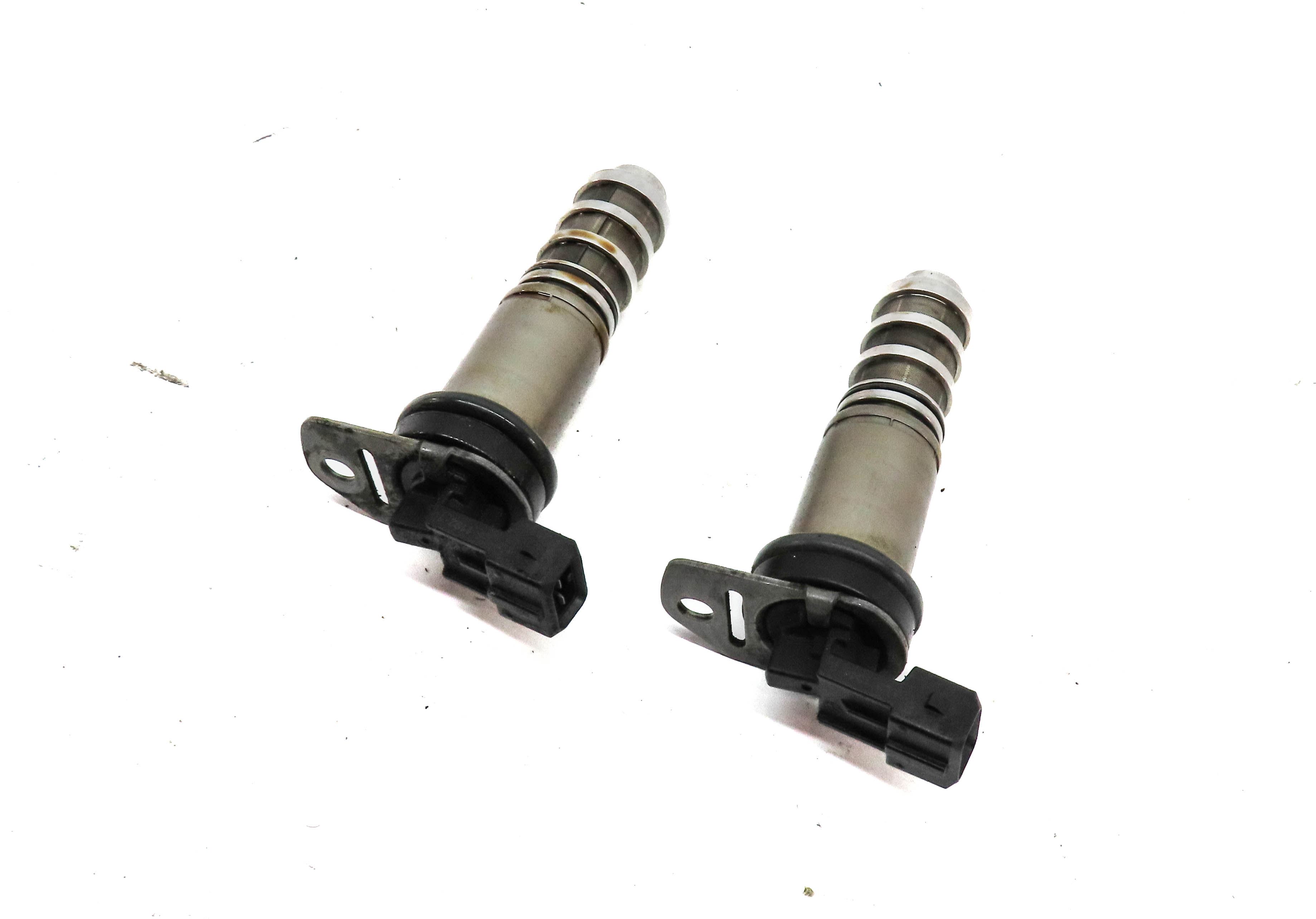 2013 BMW 750LI (F01) 4.4L (N63) ENGINE VVT VANOS SOLENOID SET 2 — exact item pictured